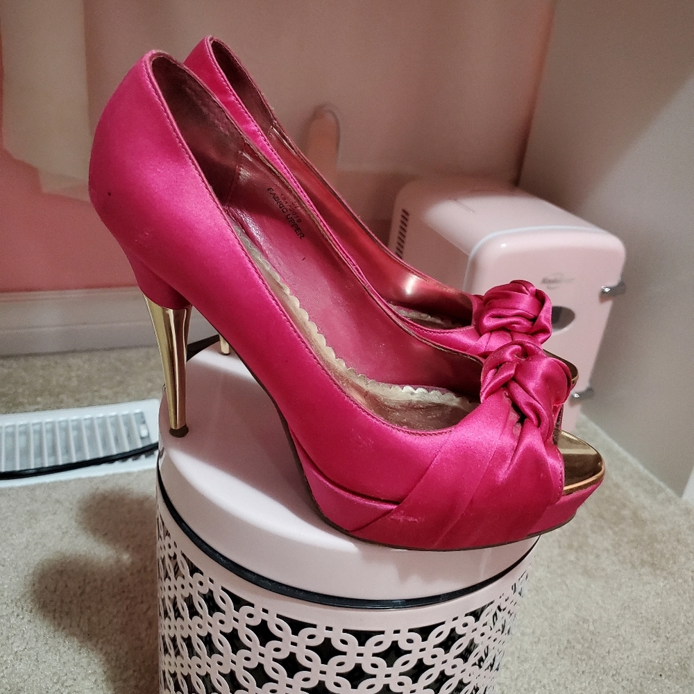 Pink heels